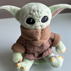 Star Wars Stuffed Toy with Brown Clothes - Viral Magnetic Shoulder Plush
